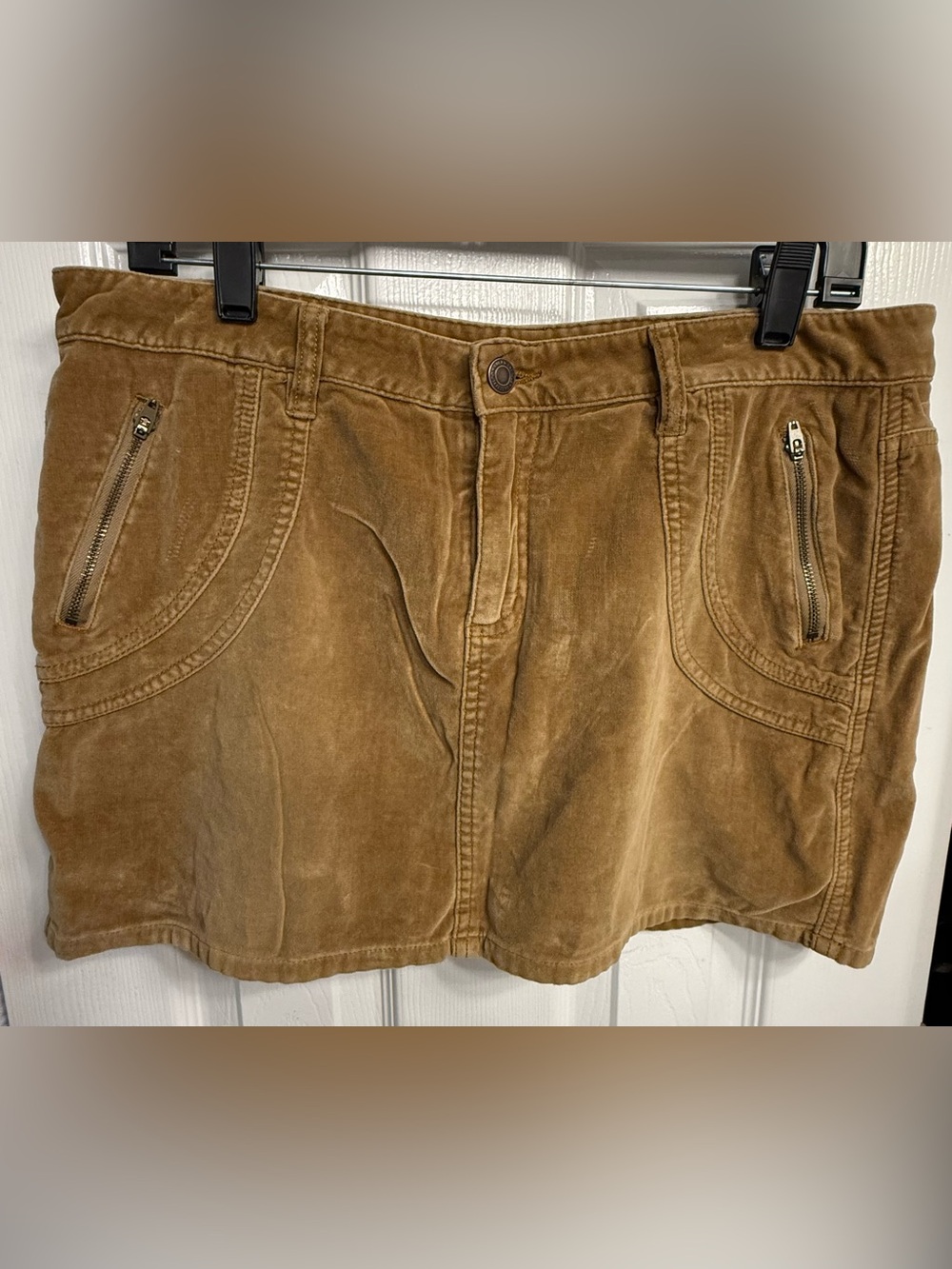 American Eagle Outfitters velour fall skirt Carmel Brown